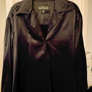 Black satan Ellen Tracy blouse